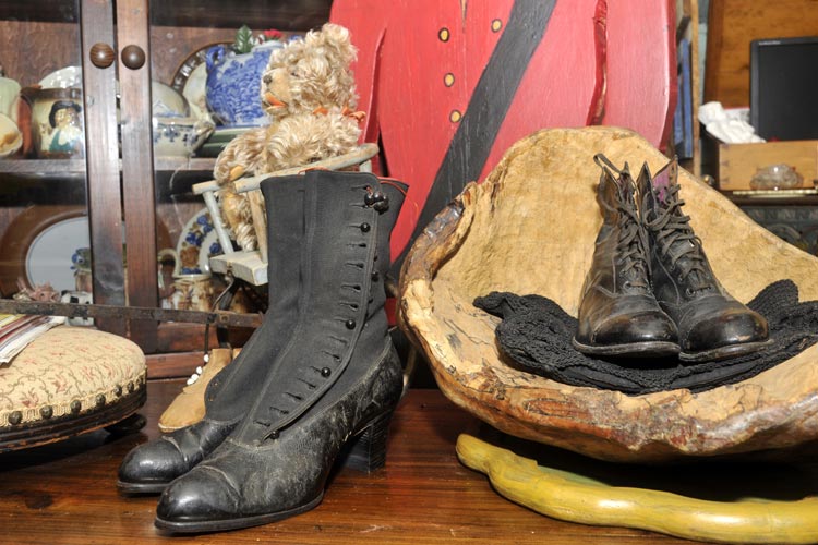 Granny's Boot Antiques